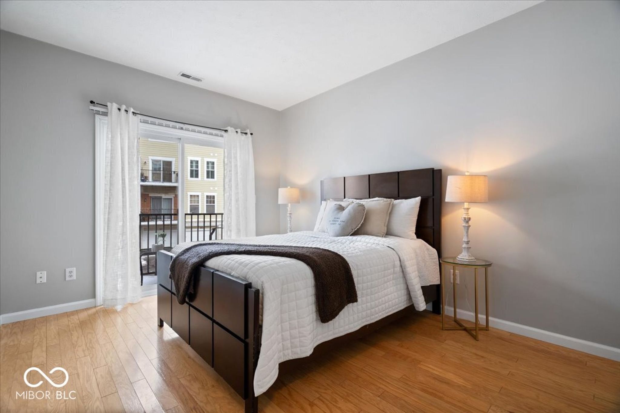 Image of 1117 Reserve Way