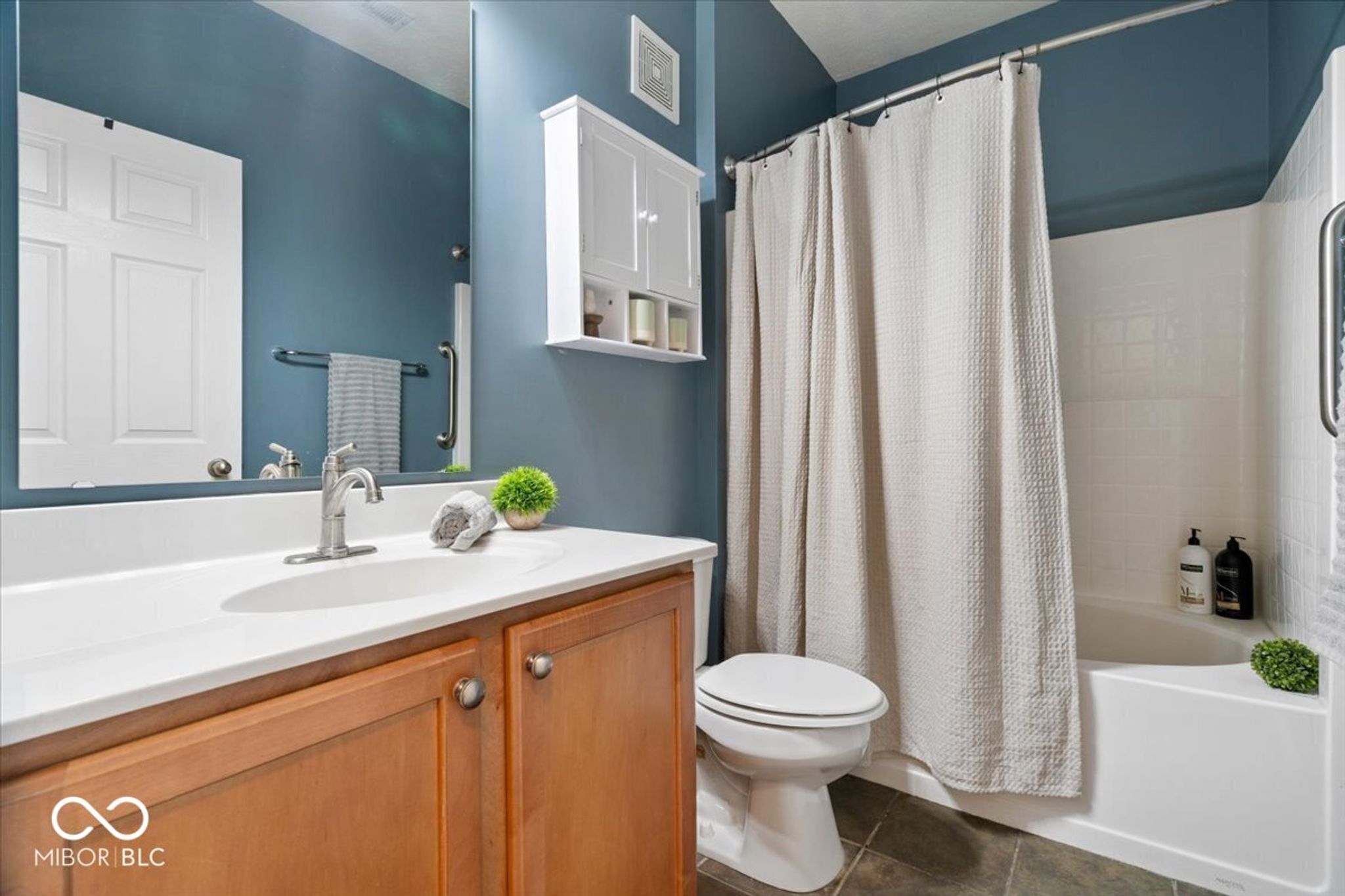 Image of 1117 Reserve Way