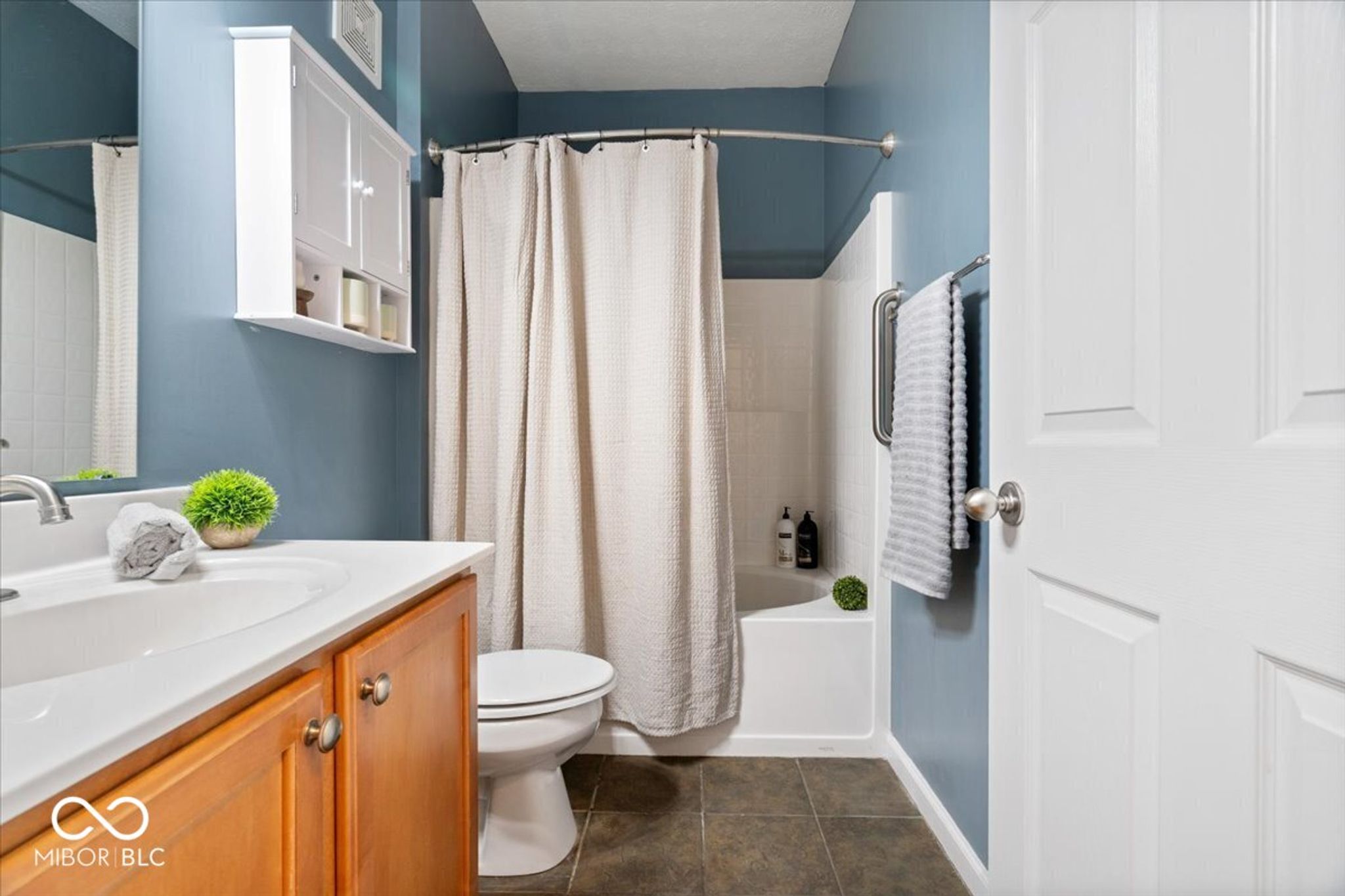 Image of 1117 Reserve Way