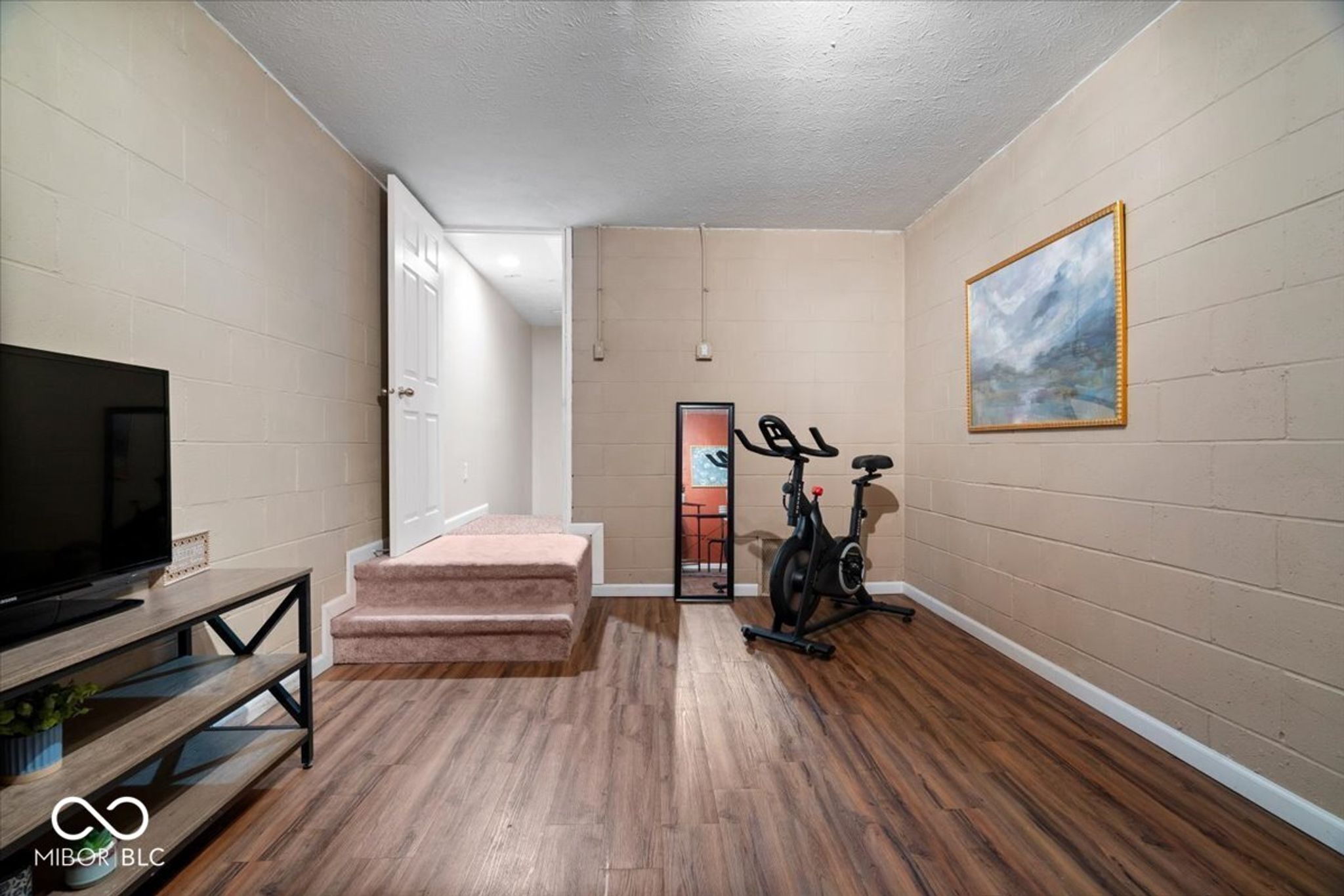 Image of 1117 Reserve Way