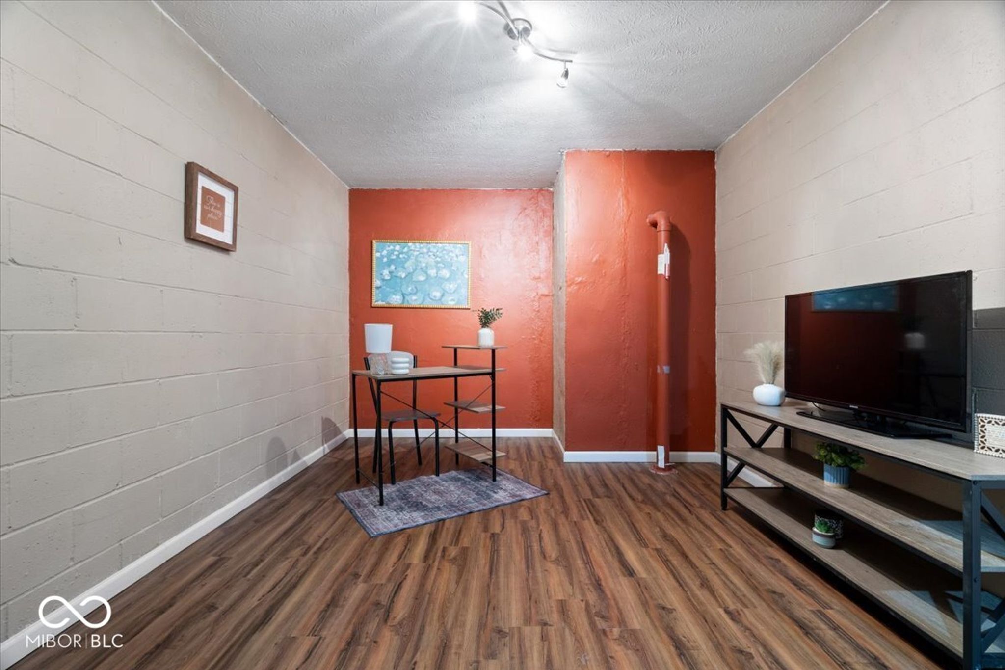 Image of 1117 Reserve Way