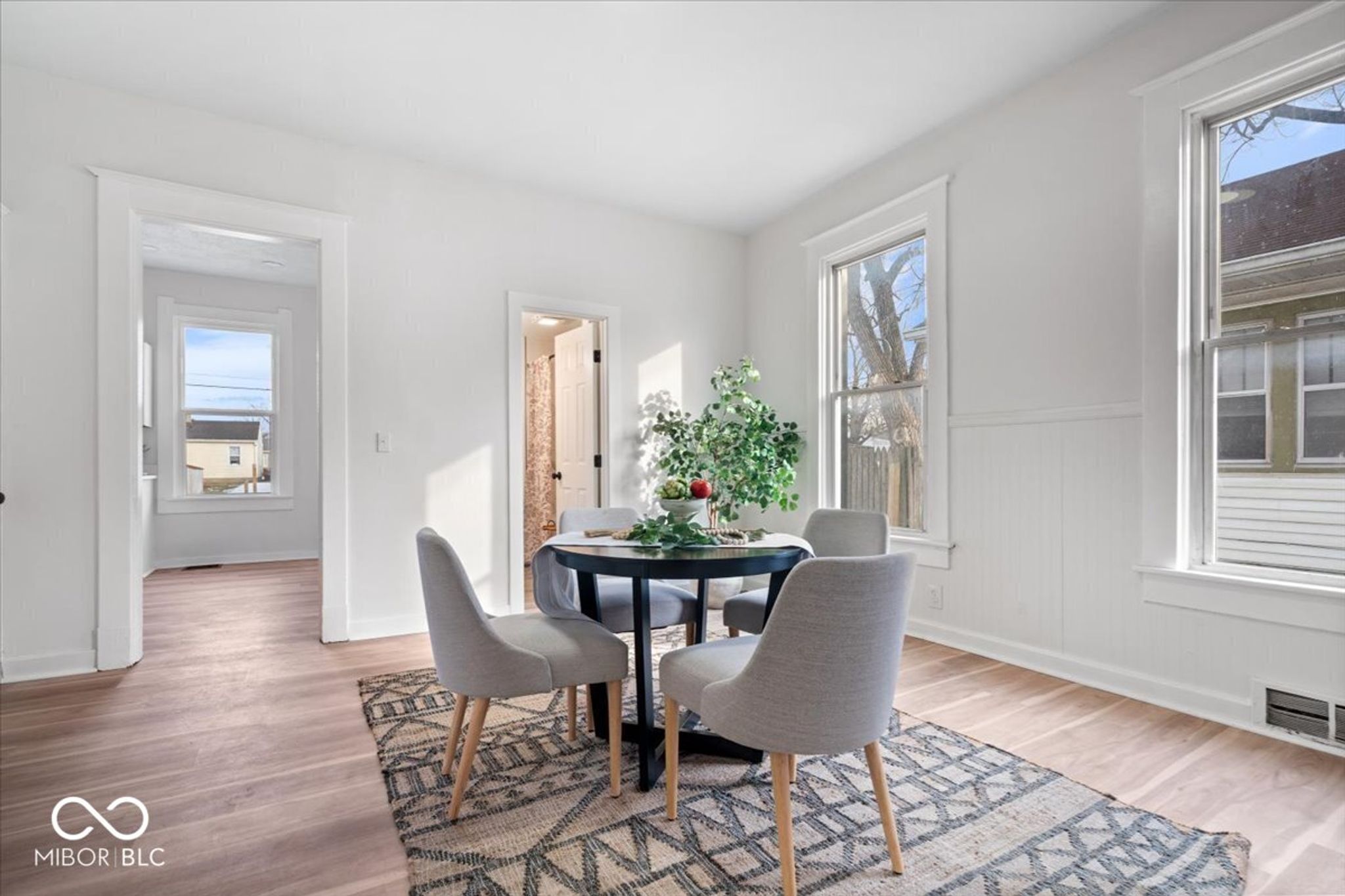 Image of 1741 S State Avenue