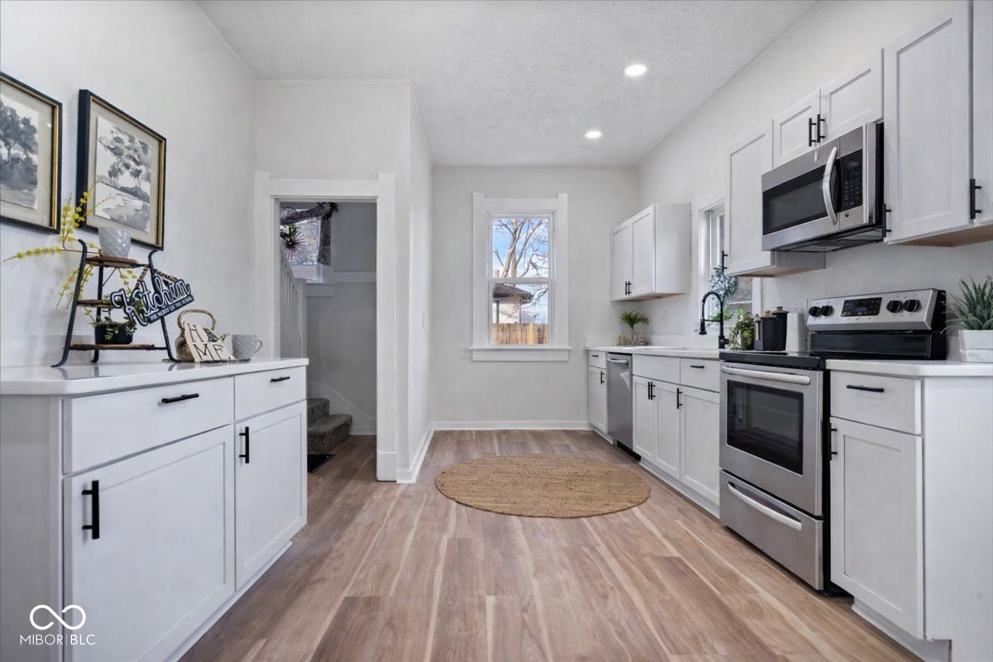 Image of 1741 S State Avenue