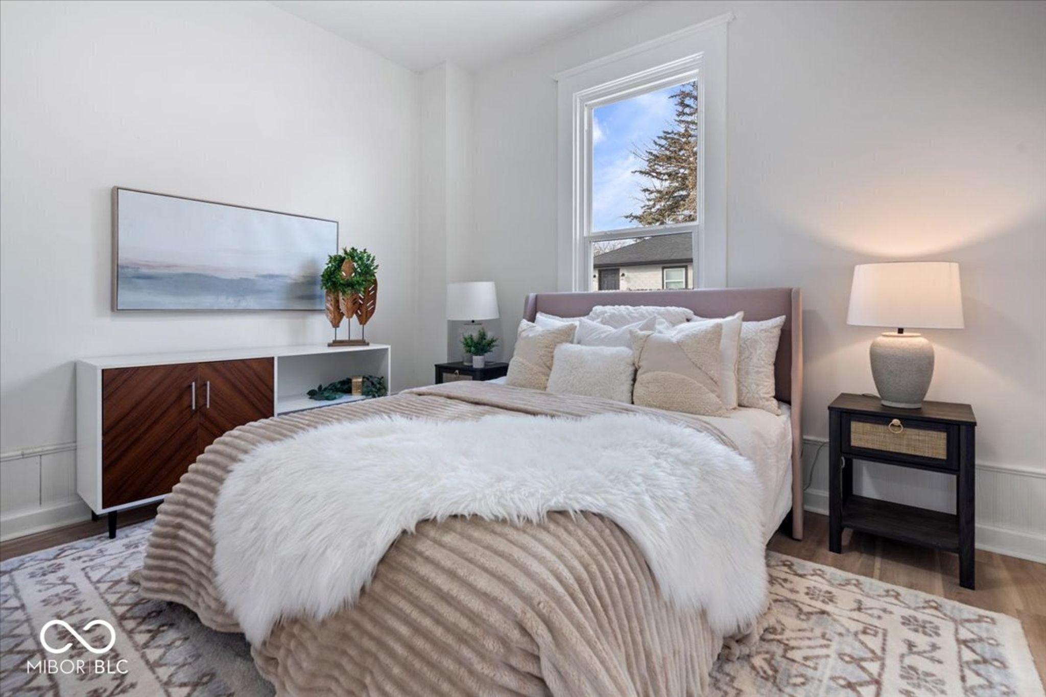 Image of 1741 S State Avenue