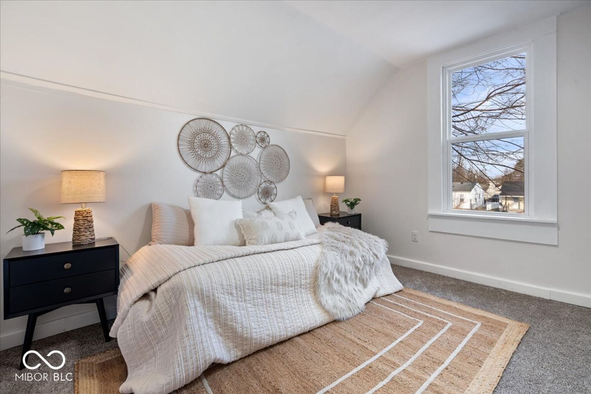 Image of 1741 S State Avenue