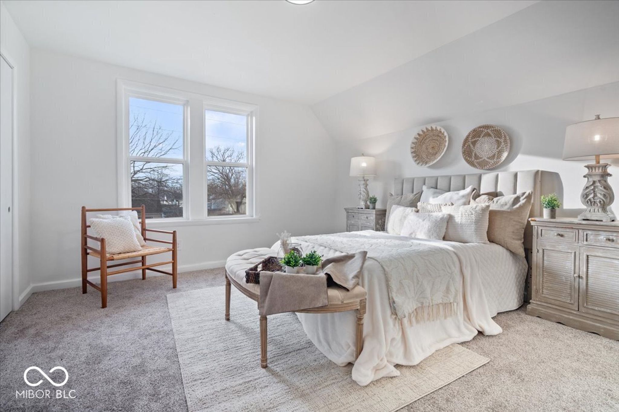 Image of 1741 S State Avenue