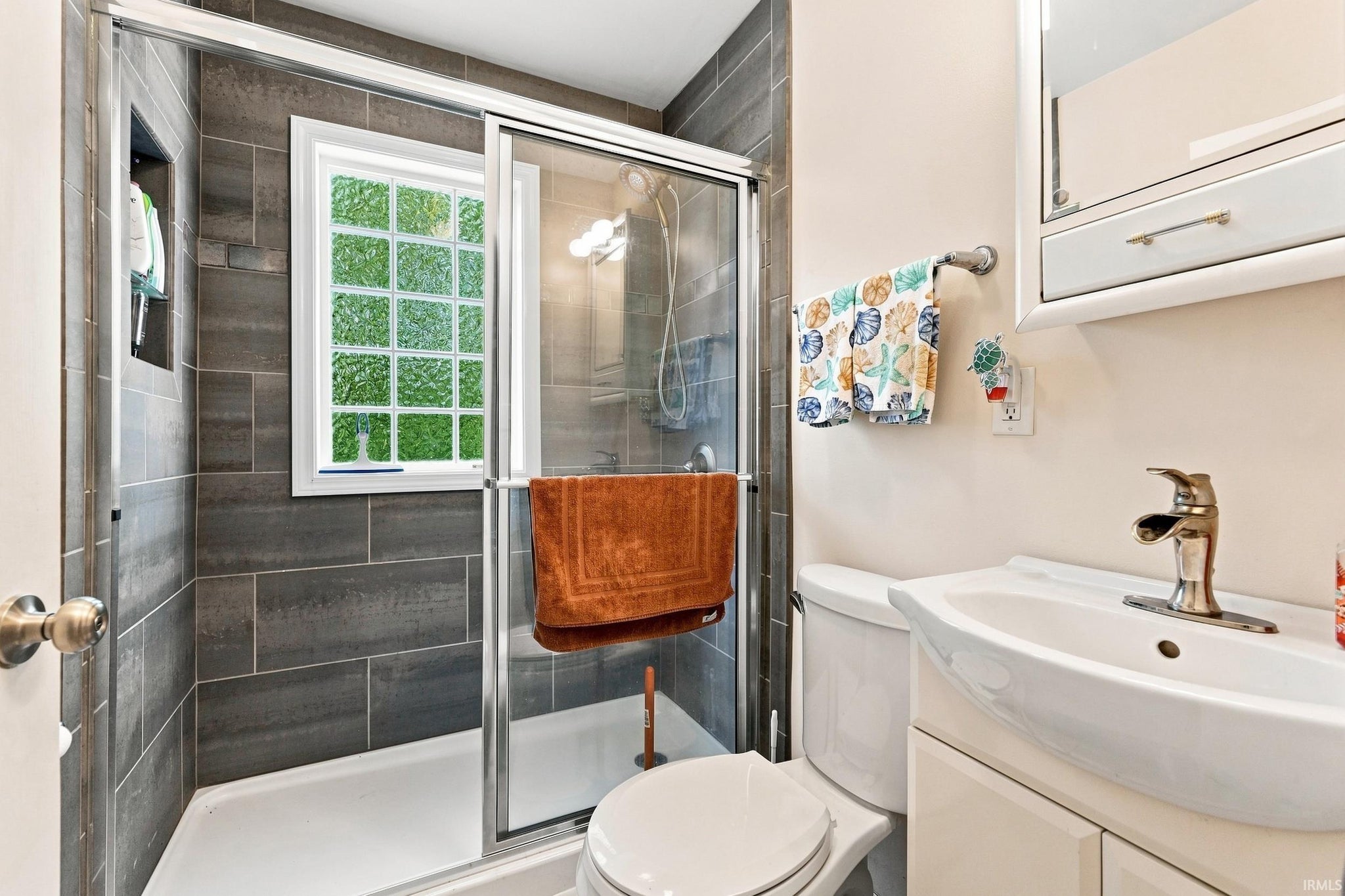Image of 274 W Waldron Lake Drive