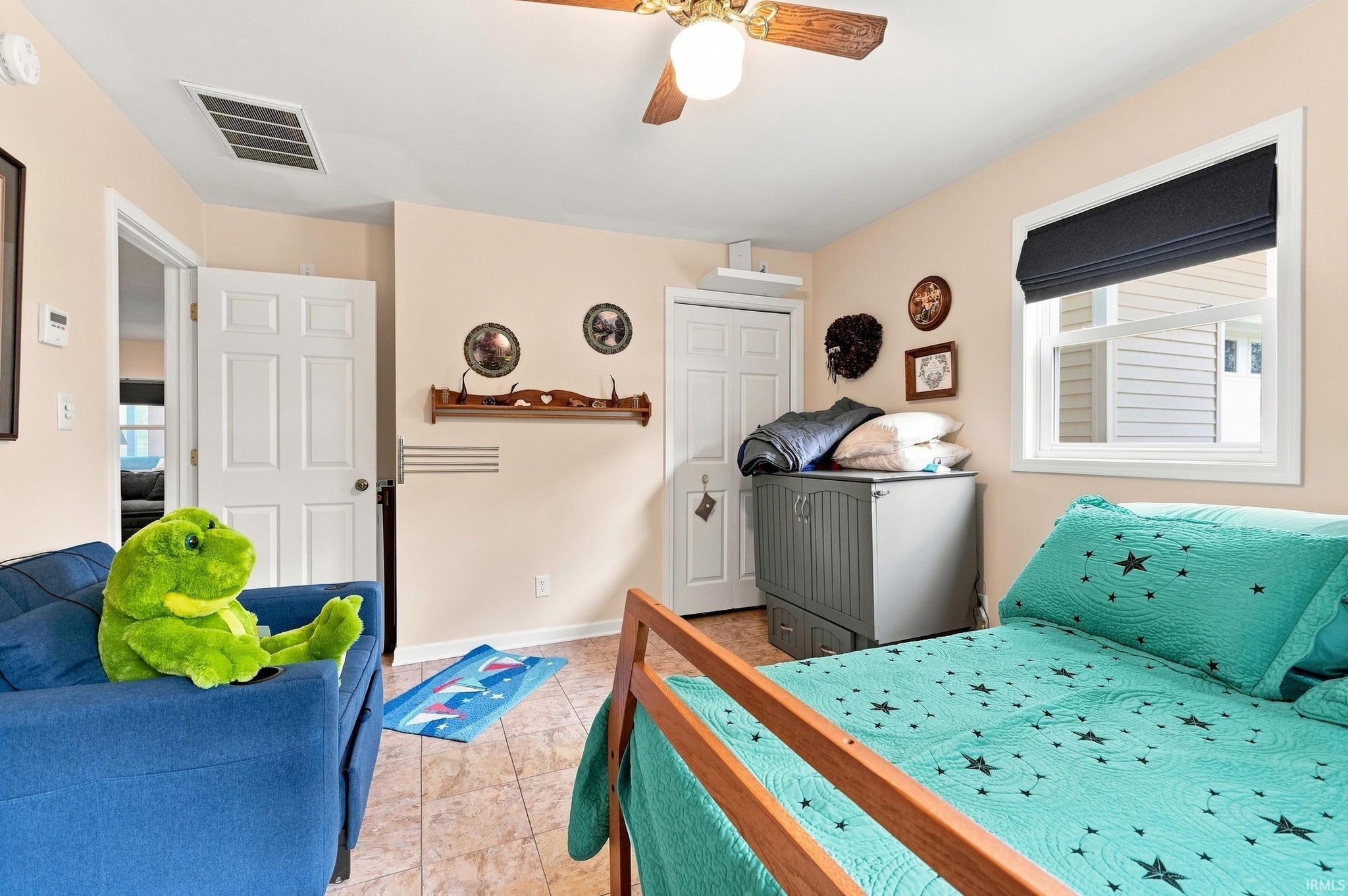 Image of 274 W Waldron Lake Drive