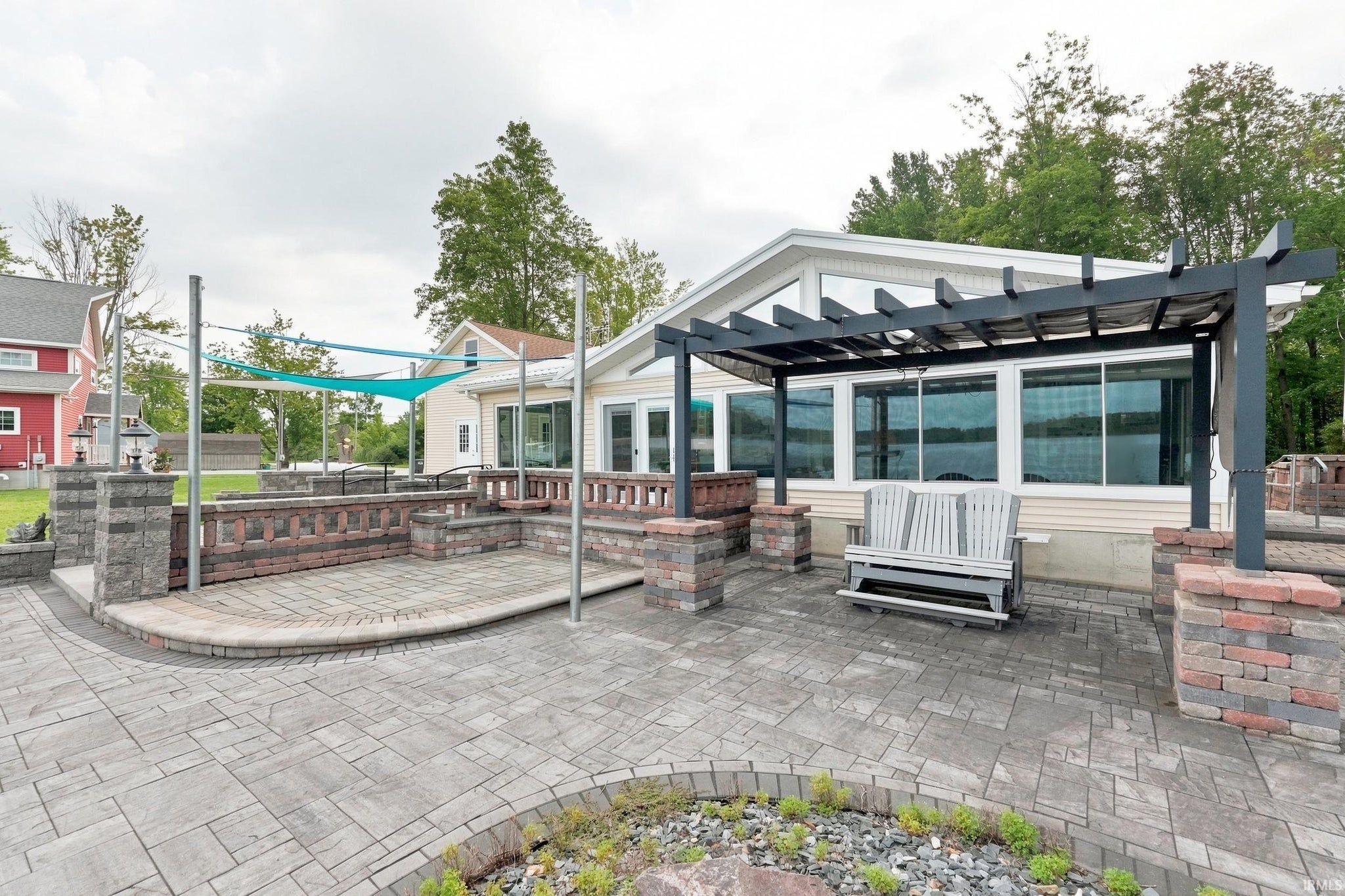 Image of 274 W Waldron Lake Drive