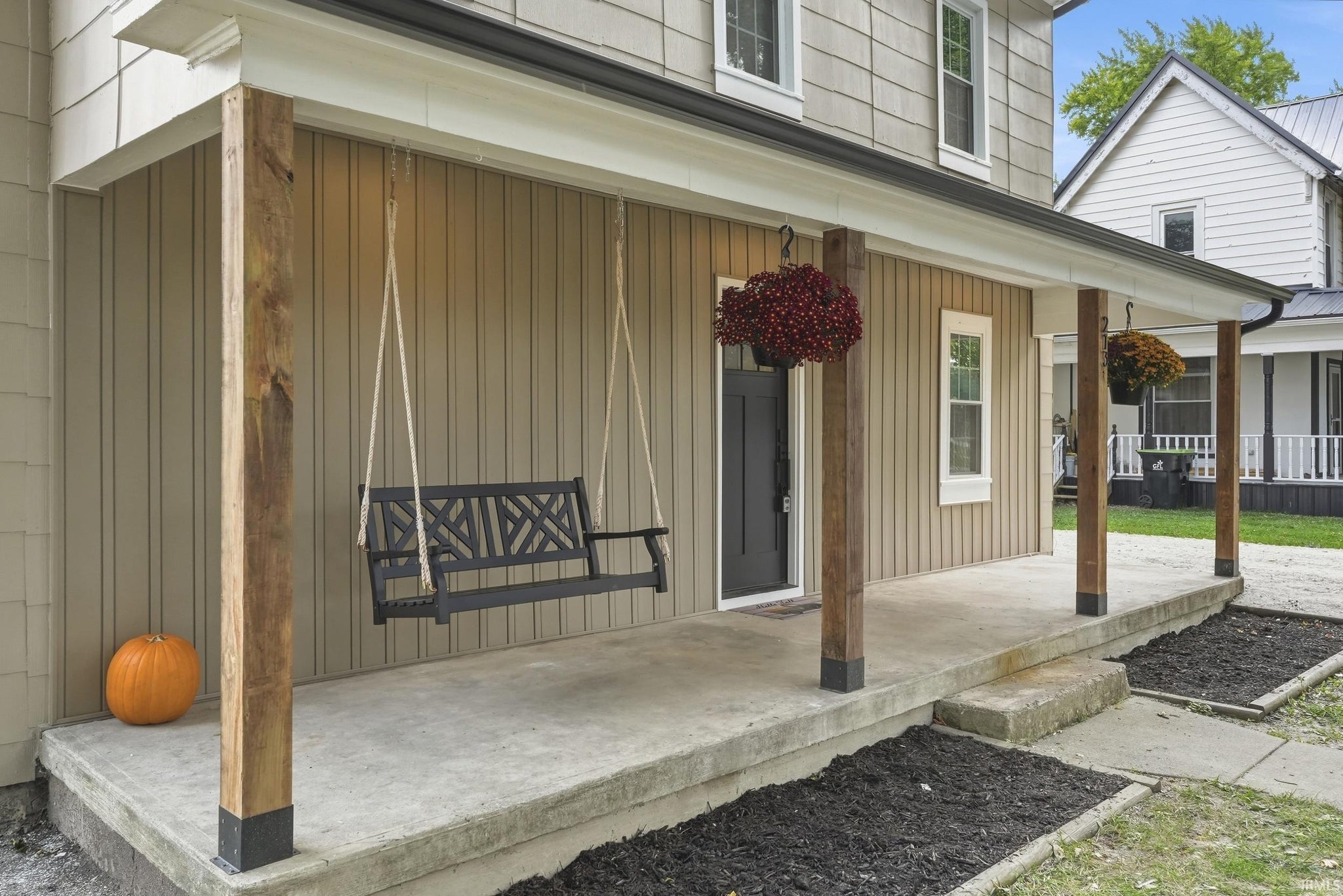 Image of 213 E 3rd Street