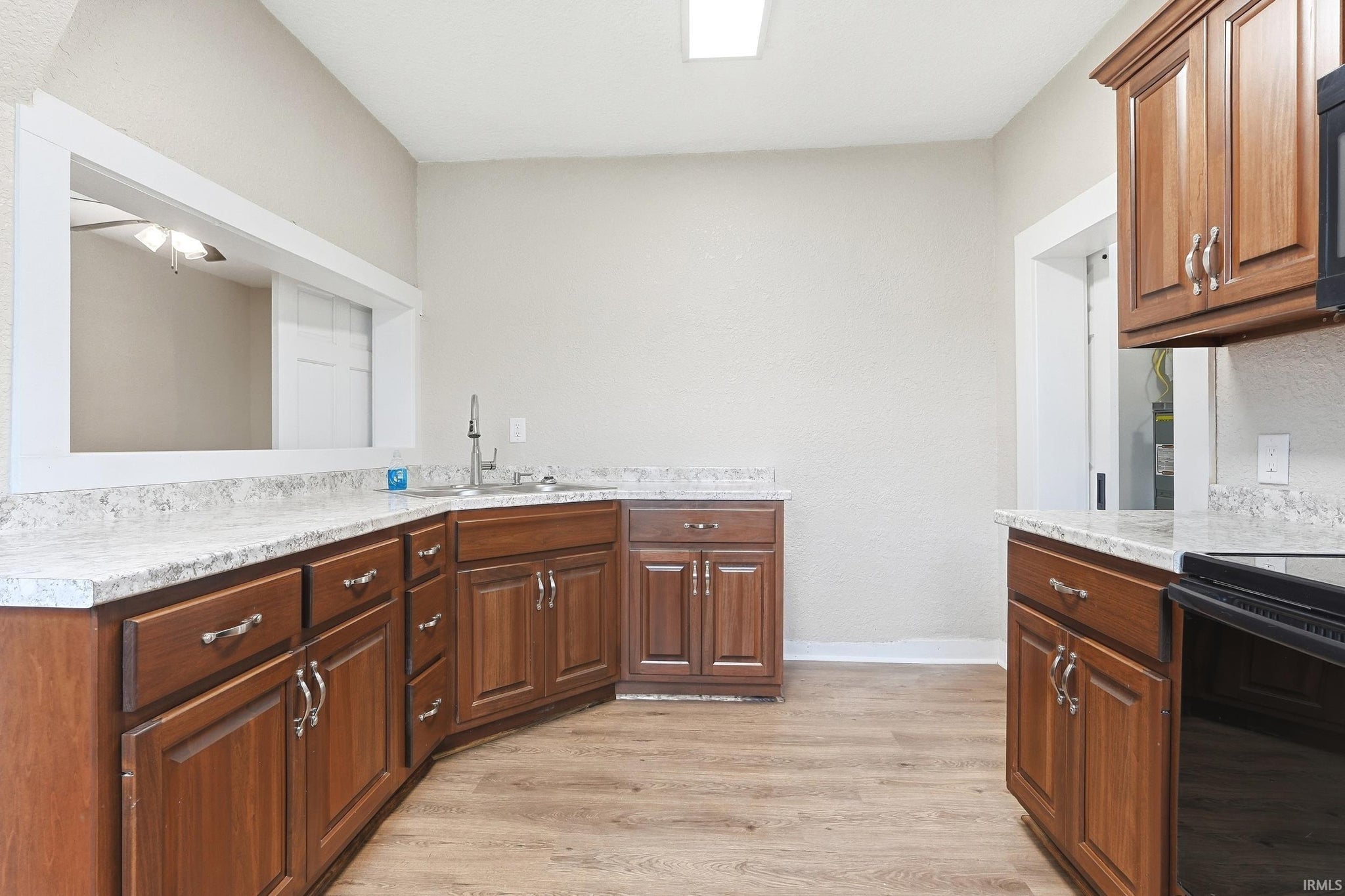 Image of 213 E 3rd Street