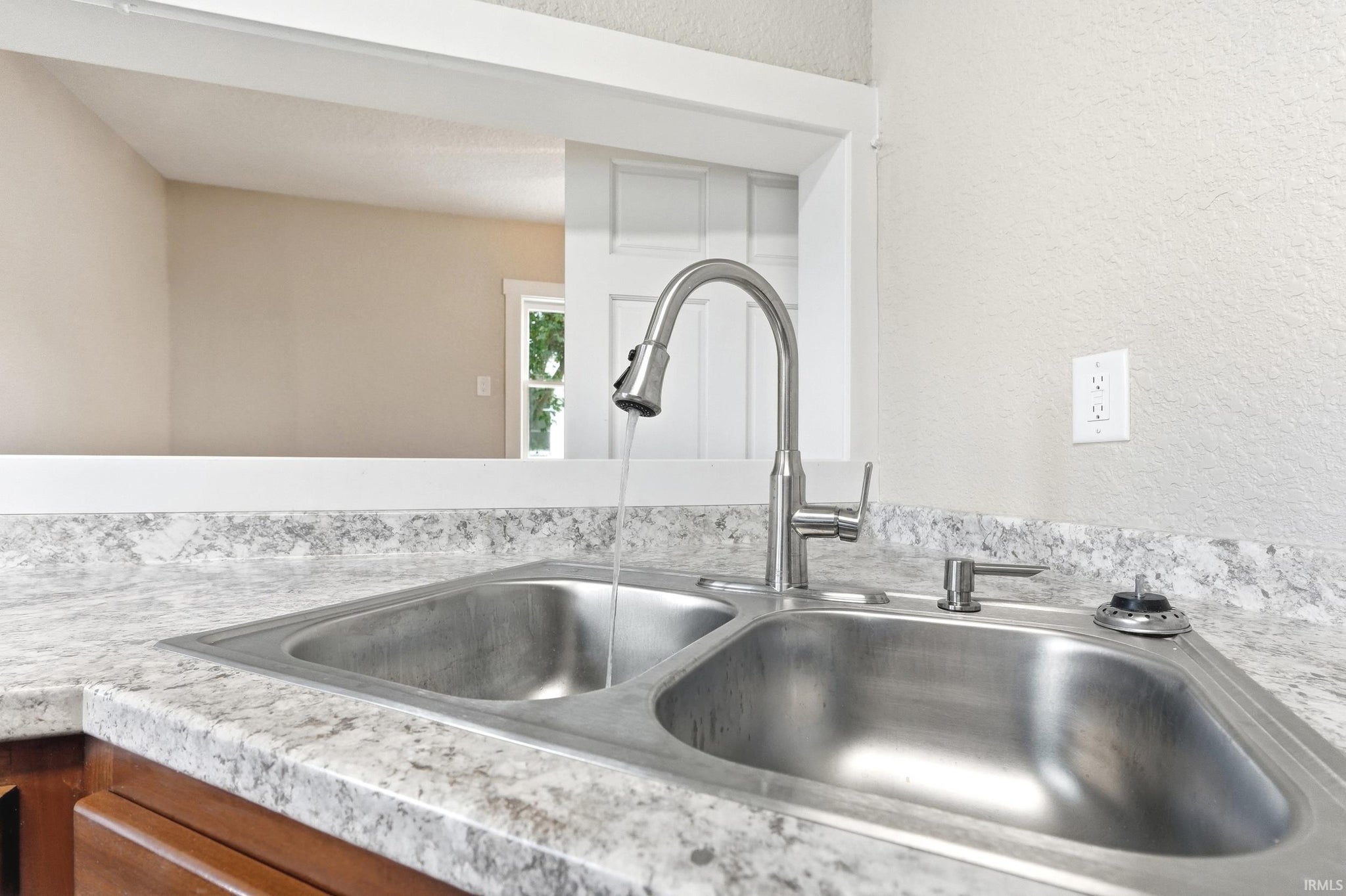 Image of 213 E 3rd Street